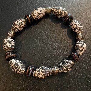Handcrafted, black and white paper bead bracelet